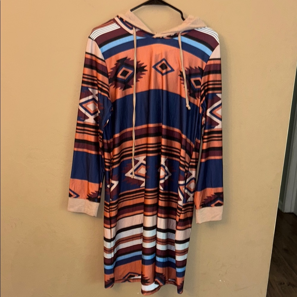 Multicolor Geometric Patterned Hoodie Dress